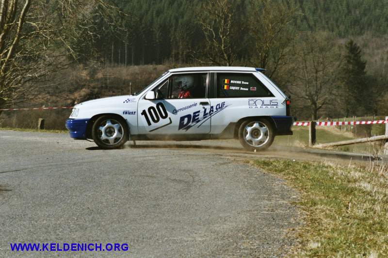3p03099f.jpg