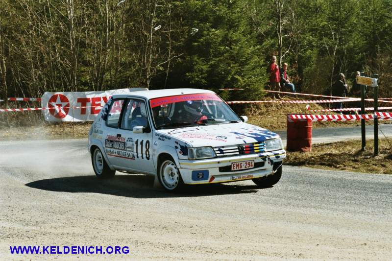 3p03160f.jpg