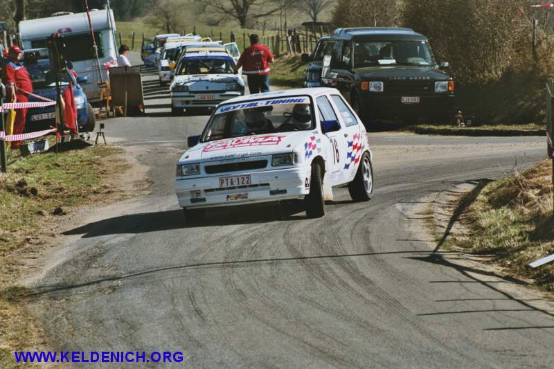 3p03199f.jpg