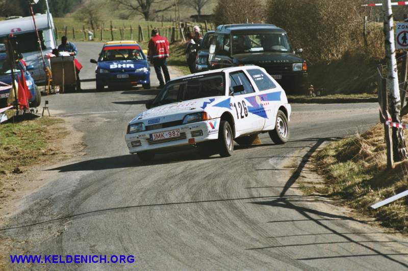 3p03231f.jpg