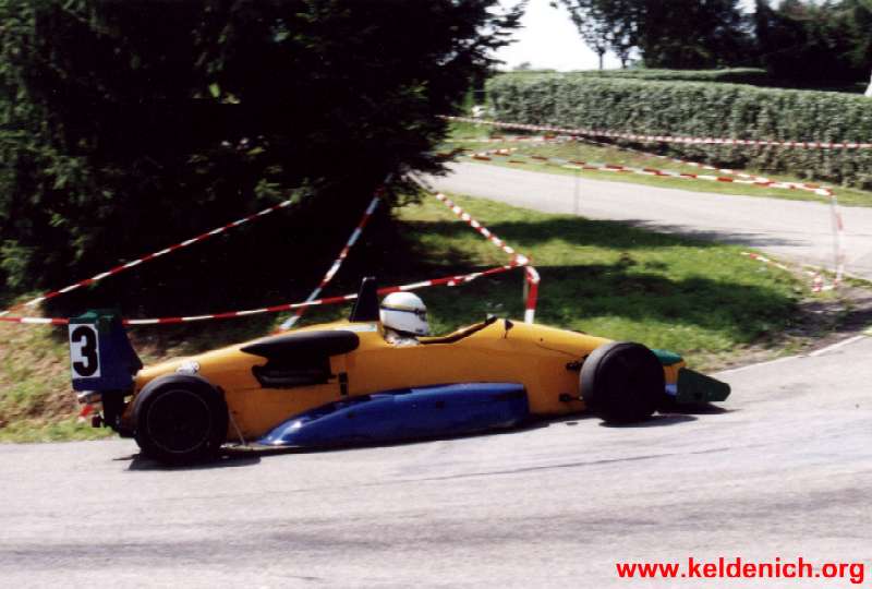 trooz04f.jpg