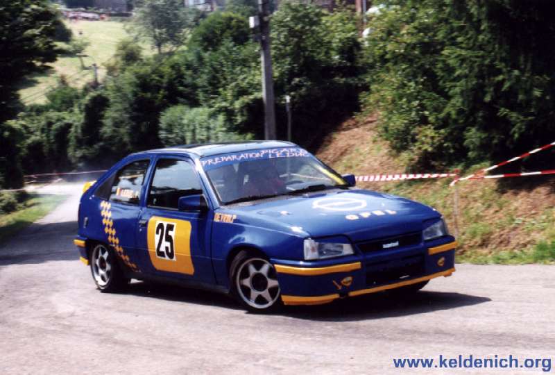 trooz22f.jpg