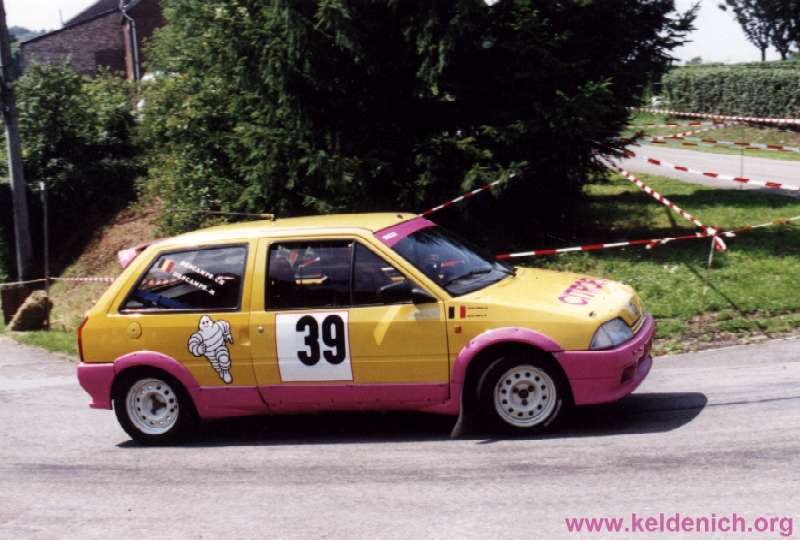 trooz32f.jpg