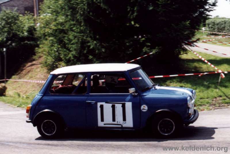 trooz82f.jpg