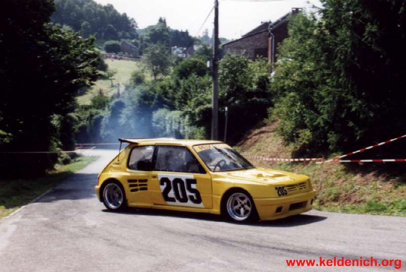 trooz93f.jpg