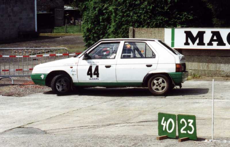 hanu039f.jpg