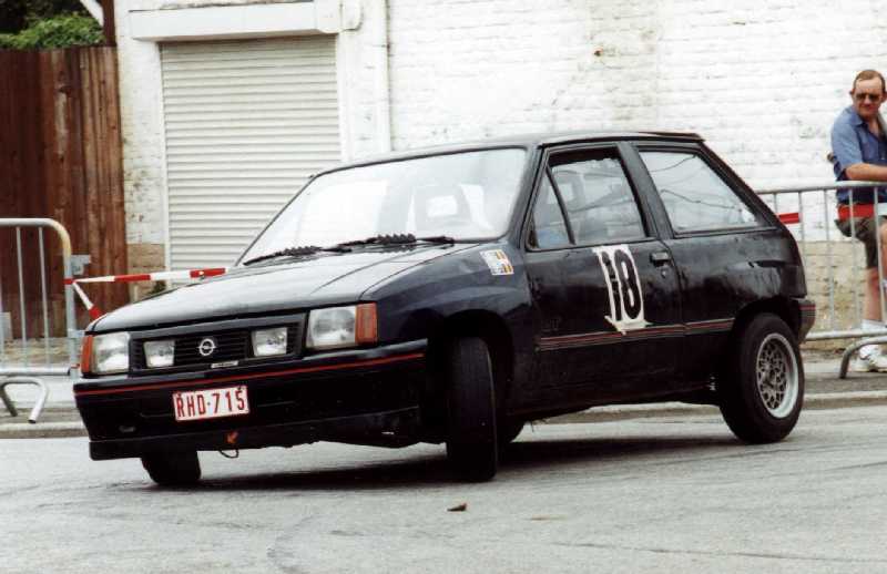 hanu085f.jpg
