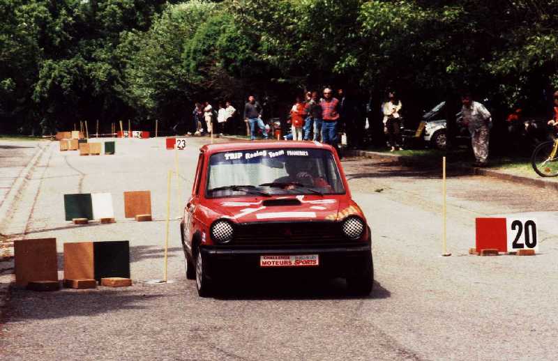 00mac013f.jpg (56663 octets)