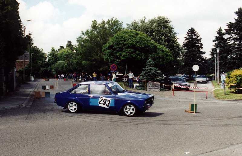 00mac081f.jpg (51805 octets)