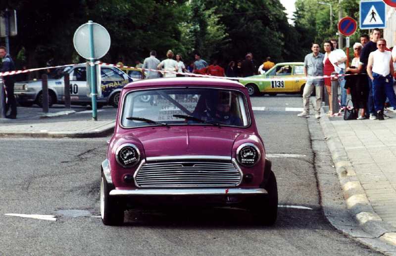 00mac099f.jpg (56660 octets)