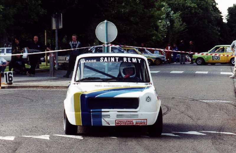 00mac100f.jpg (53548 octets)