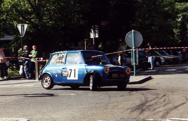 00mac106f.jpg (50323 octets)