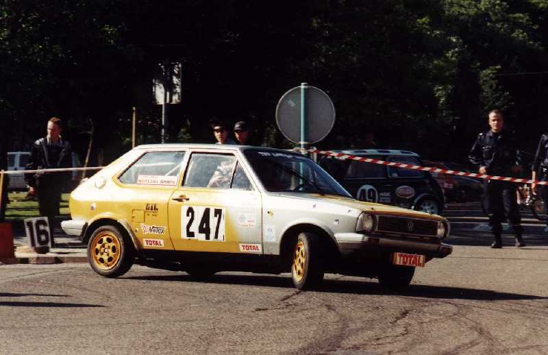 00mac125f.jpg (44276 octets)
