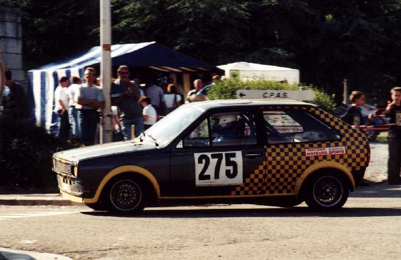 00mac129f.jpg (48022 octets)