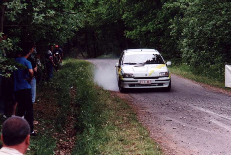 sang122f.jpg